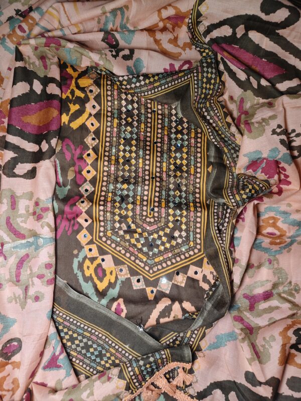 Insiya Ethnics - Image 2
